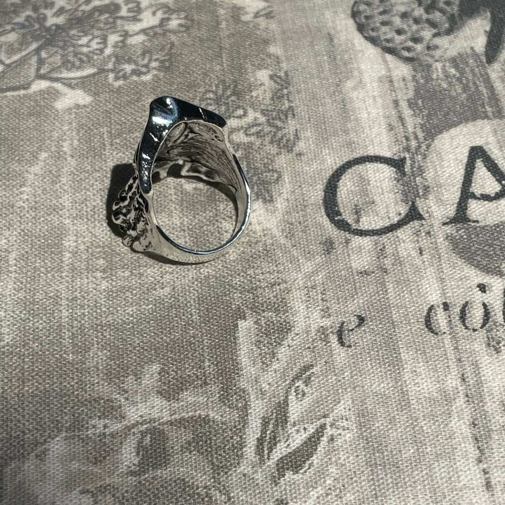 Silver Statement Ring - Picture 2 of 6